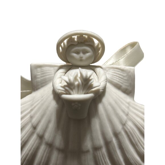 Tulip Angel Special Edition 1998 Porcelain Ornament With Ribbon - Picture 2 of 9